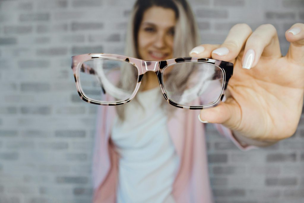 Photo by Designecologist: https://www.pexels.com/photo/selective-focus-photography-of-pink-and-black-framed-eyeglasses-975668/